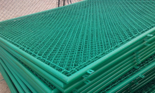 Hook-fence-mesh-coated-with-pvc-powder