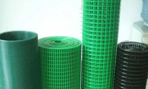 Welded-Wire-Mesh-Coated-With-PECOAT-601-PVC-Powder-Coating
