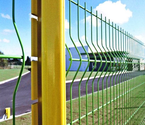 fences coated with thermoplastic polyethylene powder coatings