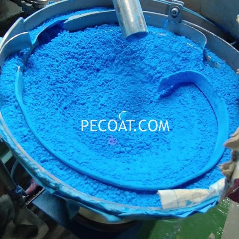 Nylon powder in the bowls